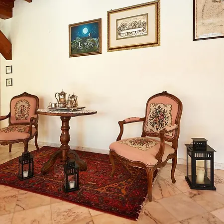 Santa Maria Casa Nostra Гостевой дом 4*